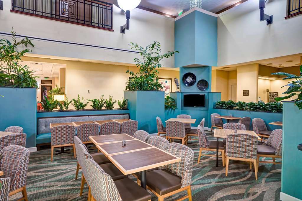 Homewood Suites By Hilton Sudbury Restaurant photo